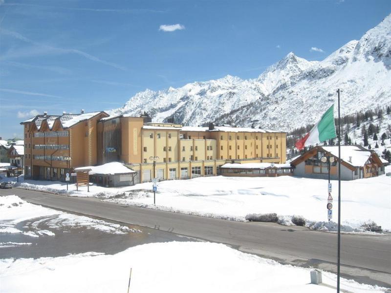 Grand Hotel Miramonti Passo del Tonale Exterior photo