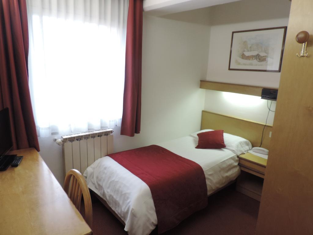 Grand Hotel Miramonti Passo del Tonale Room photo